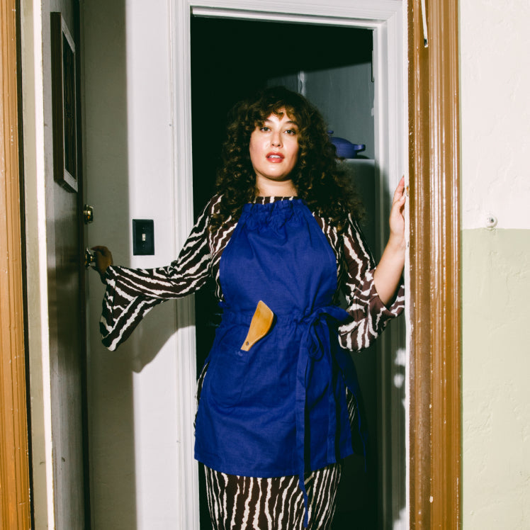 Hosting Apron (Size 2) - Image 4