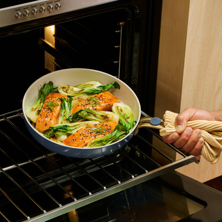 Essentials Cookware + Bakeware Set (21 piece) - Image 3